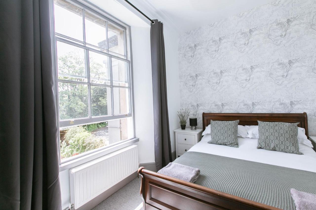 Spacious Apartment, Free Parking, Central Location Near To Uni, Hospital, Town Exeter Exterior photo